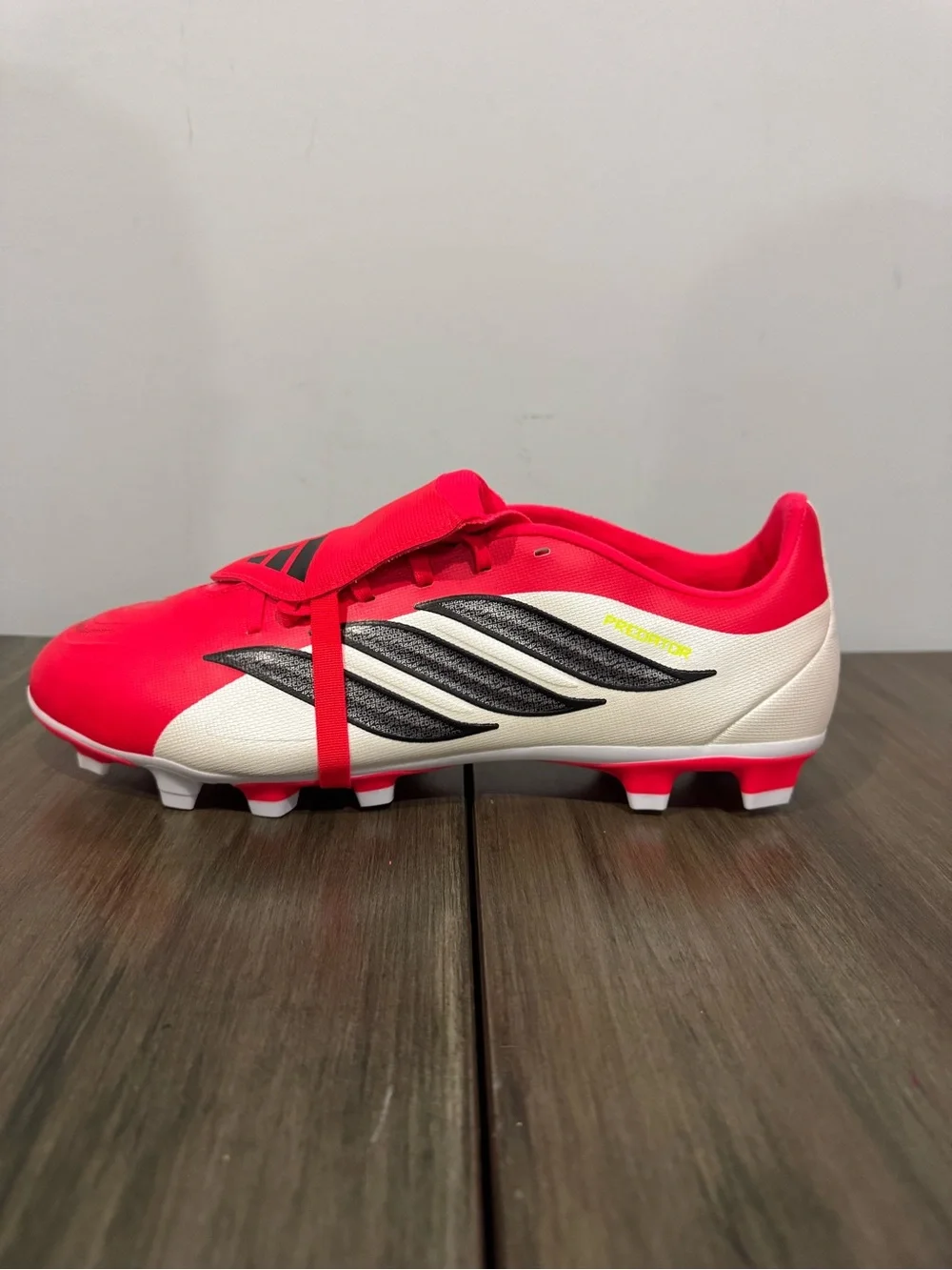 ADIDAS PREDATOR CLUB FT FG/MG MENS SOCCER CLEATS